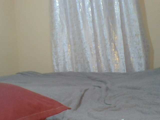 Shantell live cam on BongaCams