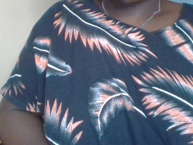 Shantell live cam on BongaCams