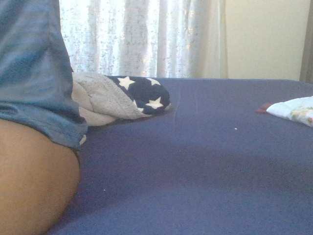 Shantell live cam on BongaCams