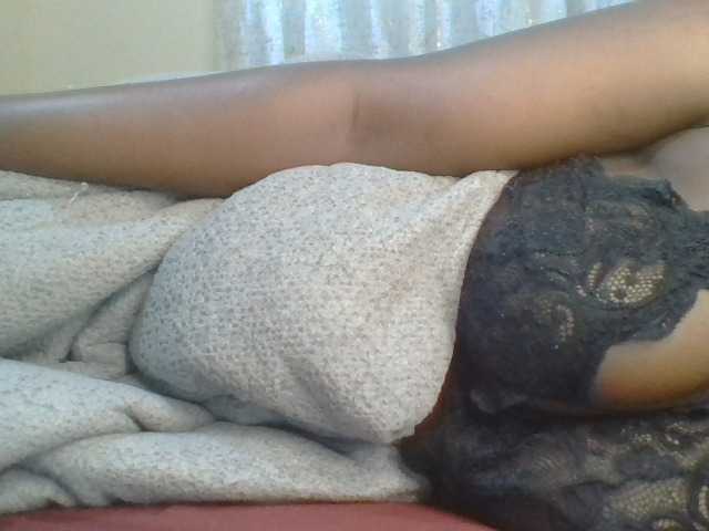 Shantell live cam on BongaCams