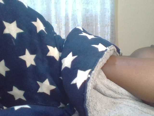 Shantell live cam on BongaCams