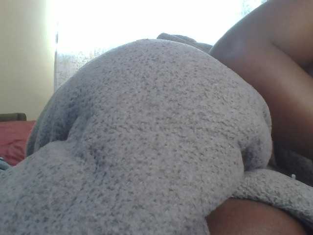 Shantell live cam on BongaCams