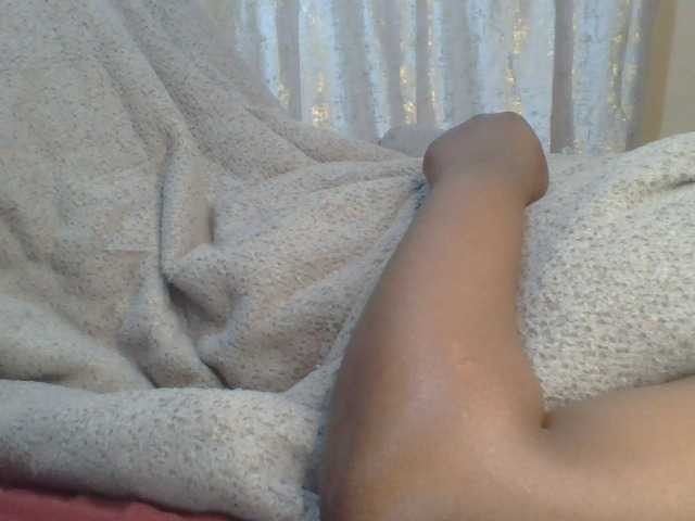 Shantell live cam on BongaCams