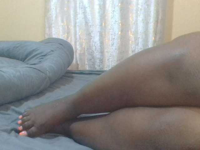 Shantell live cam on BongaCams