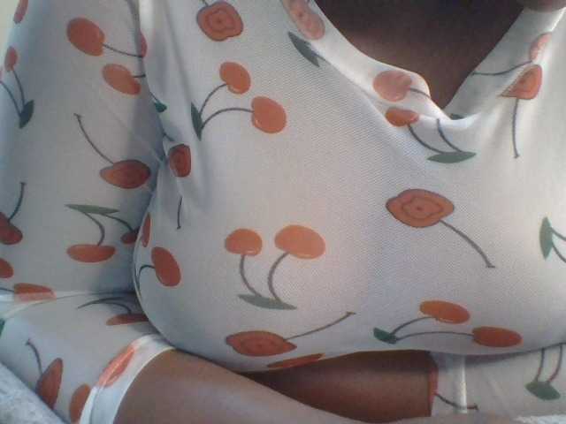 Shantell live cam on BongaCams