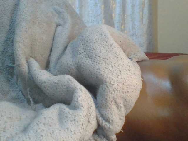 Shantell live cam on BongaCams