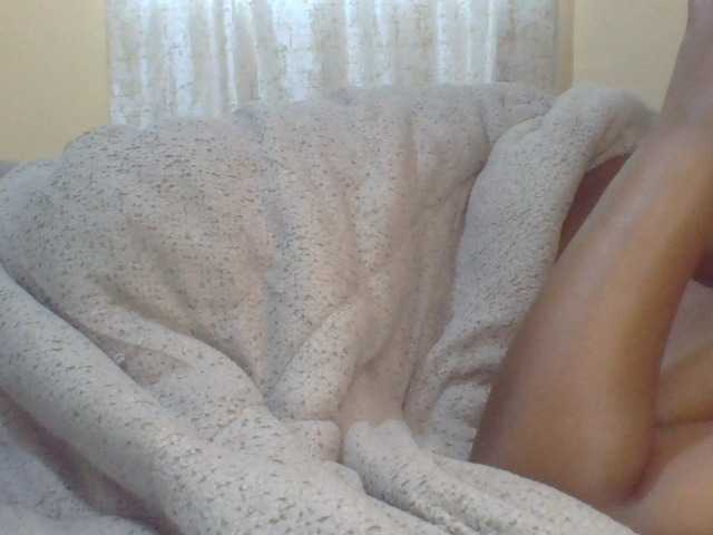 Shantell live cam on BongaCams
