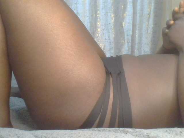 Shantell live cam on BongaCams