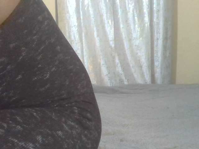 Shantell live webcam show