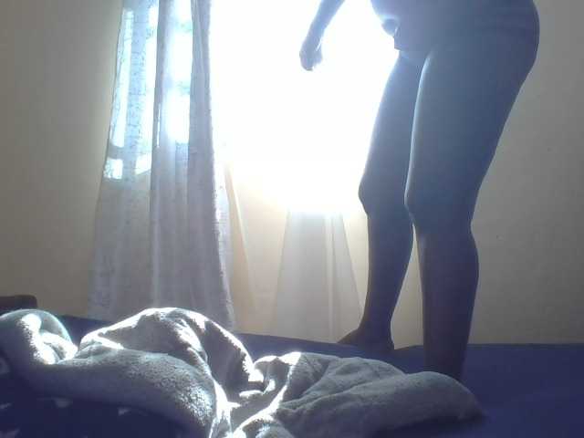 Shantell live cam on BongaCams