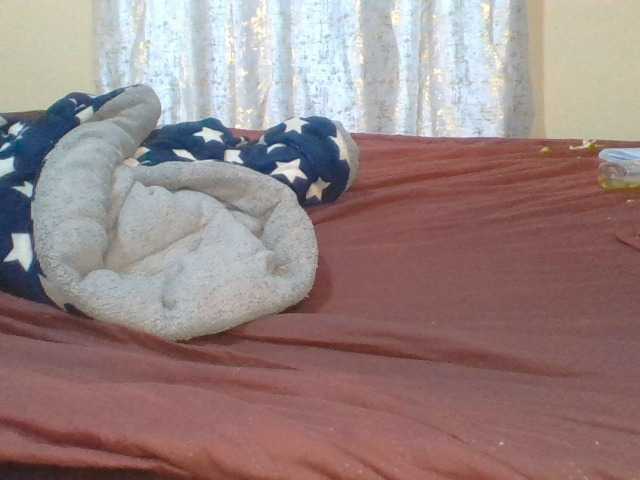 Shantell live cam on BongaCams