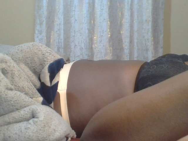 Shantell live cam on BongaCams