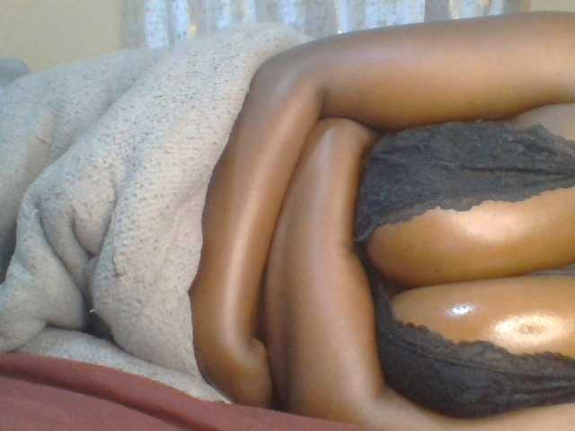 Shantell live cam on BongaCams