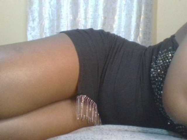 Shantell live cam on BongaCams
