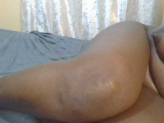 Shantell live cam preview