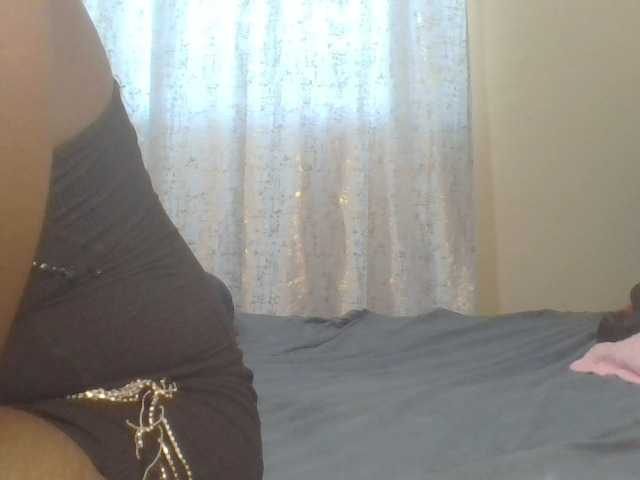 Shantell live cam on BongaCams
