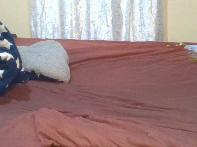 Shantell live cam on BongaCams