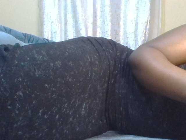 Shantell live cam on BongaCams