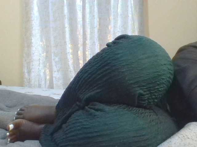 Shantell live cam on BongaCams
