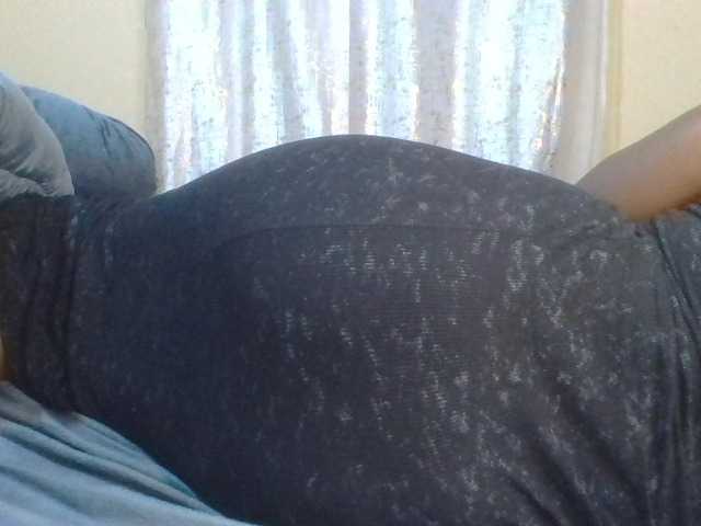 Shantell live cam on BongaCams