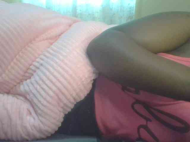 Shantell's webcam live show