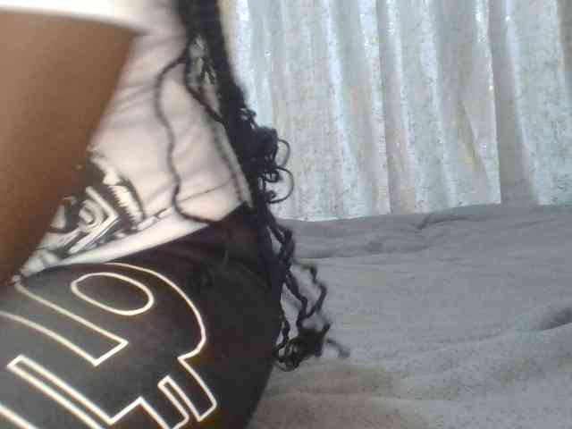 Shantell webcam