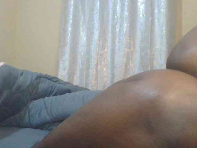 Shantell webcam