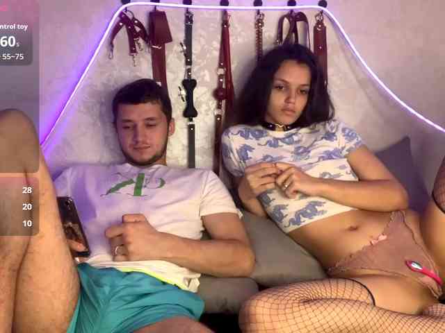 MoonBabyCouple Sex Cam Show