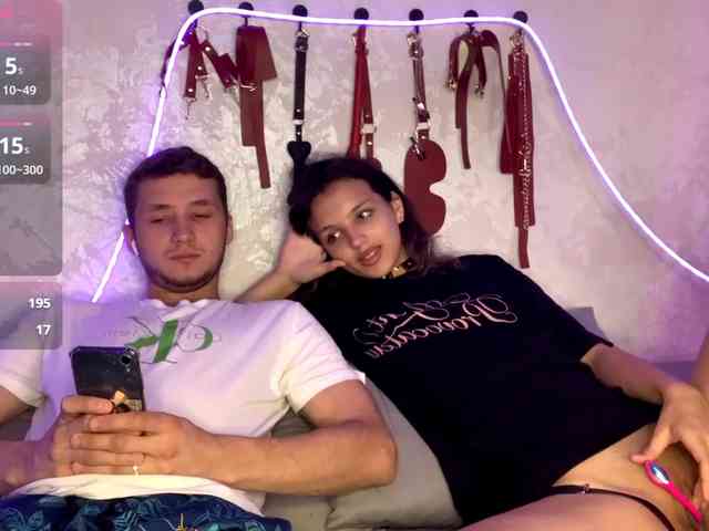 MoonBabyCouple Sex Cam Show