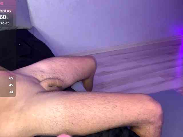 free anonymous chat MoonBabyCouple