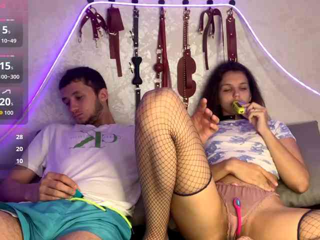MoonBabyCouple Sex Cam Show