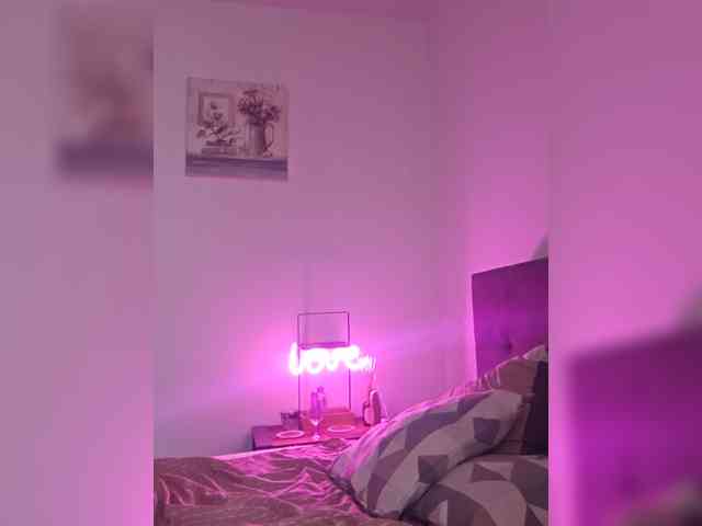 CrazyPrincess webcam