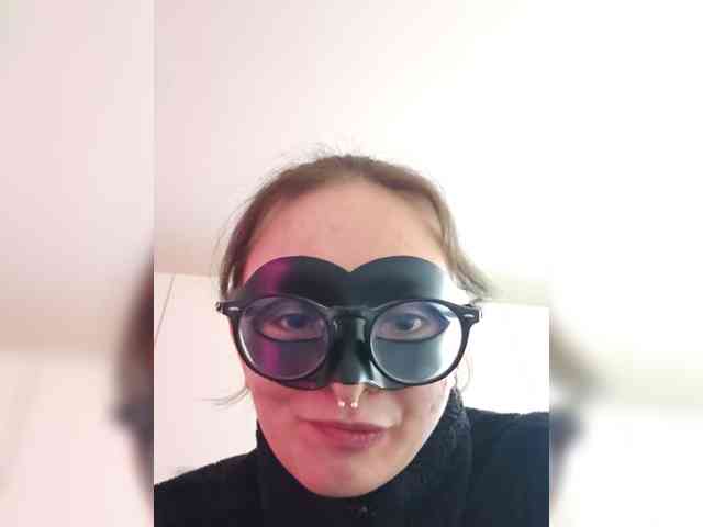 CrazyPrincess webcam