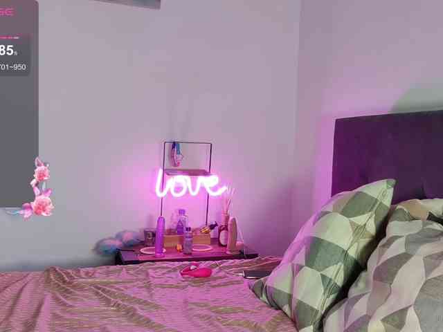 CrazyPrincess webcam