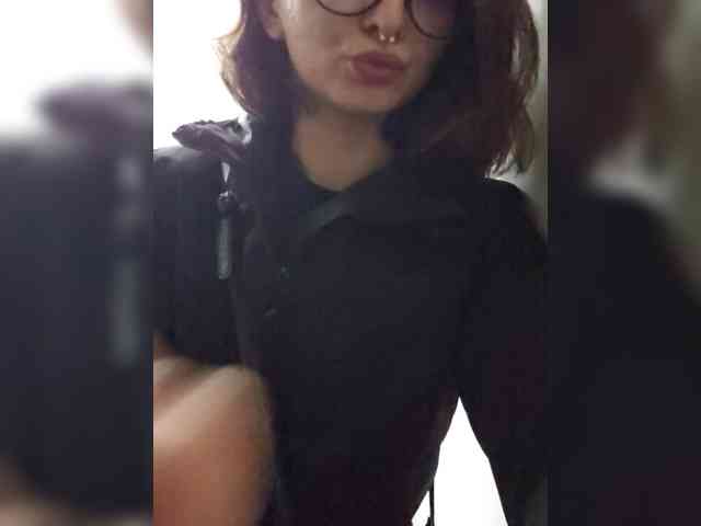 CrazyPrincess webcam