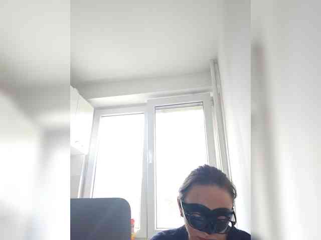CrazyPrincess webcam