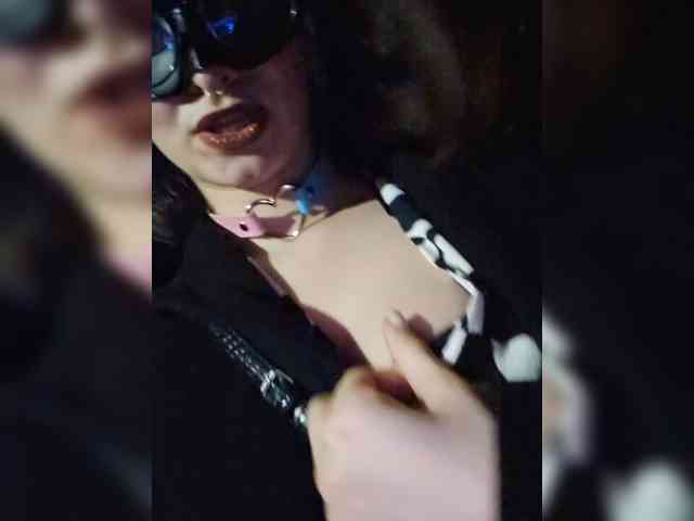 CrazyPrincess webcam