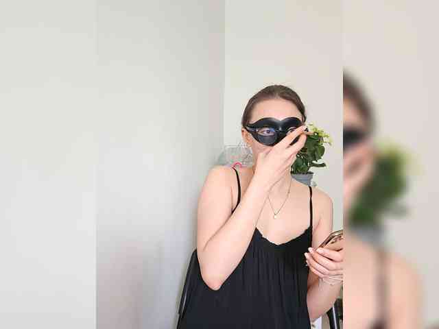 CrazyPrincess webcam