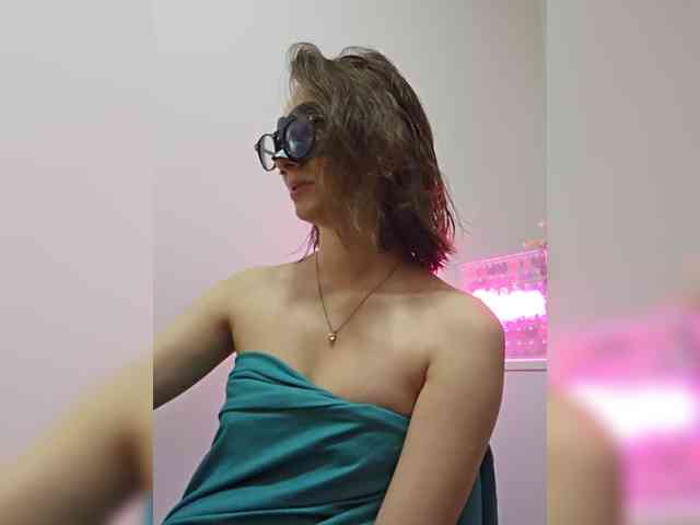 CrazyPrincess webcam