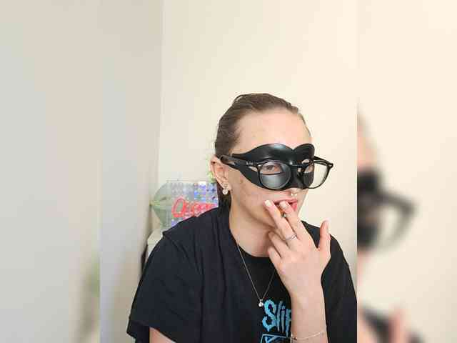 CrazyPrincess webcam