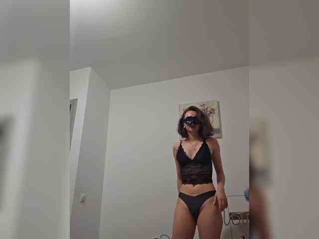 CrazyPrincess webcam