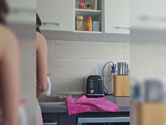 CrazyPrincess webcam