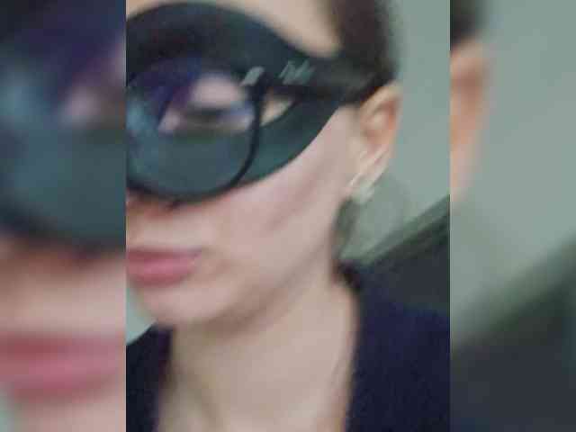 CrazyPrincess webcam