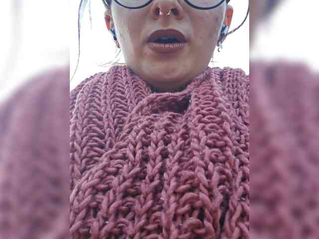 CrazyPrincess webcam