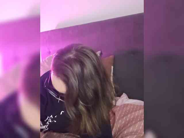 CrazyPrincess webcam