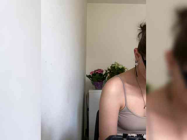 CrazyPrincess webcam
