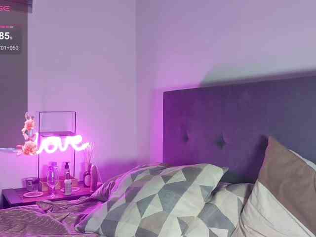 CrazyPrincess webcam