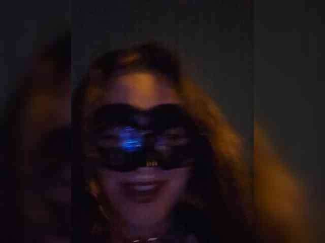 CrazyPrincess webcam