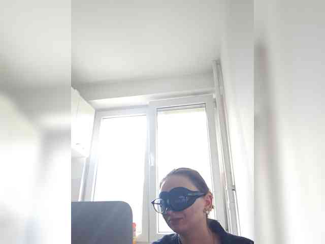 CrazyPrincess webcam