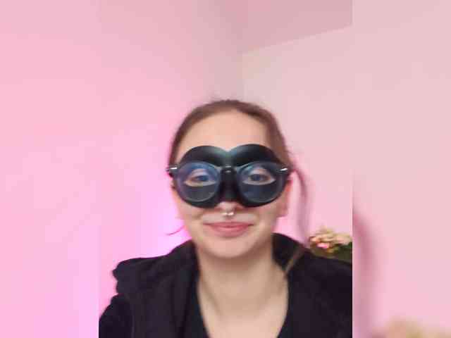CrazyPrincess webcam